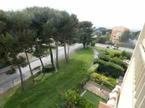 Appartement Six-Fours-les-Plages, 2 pièces, 4 personnes - FR-1-316-241